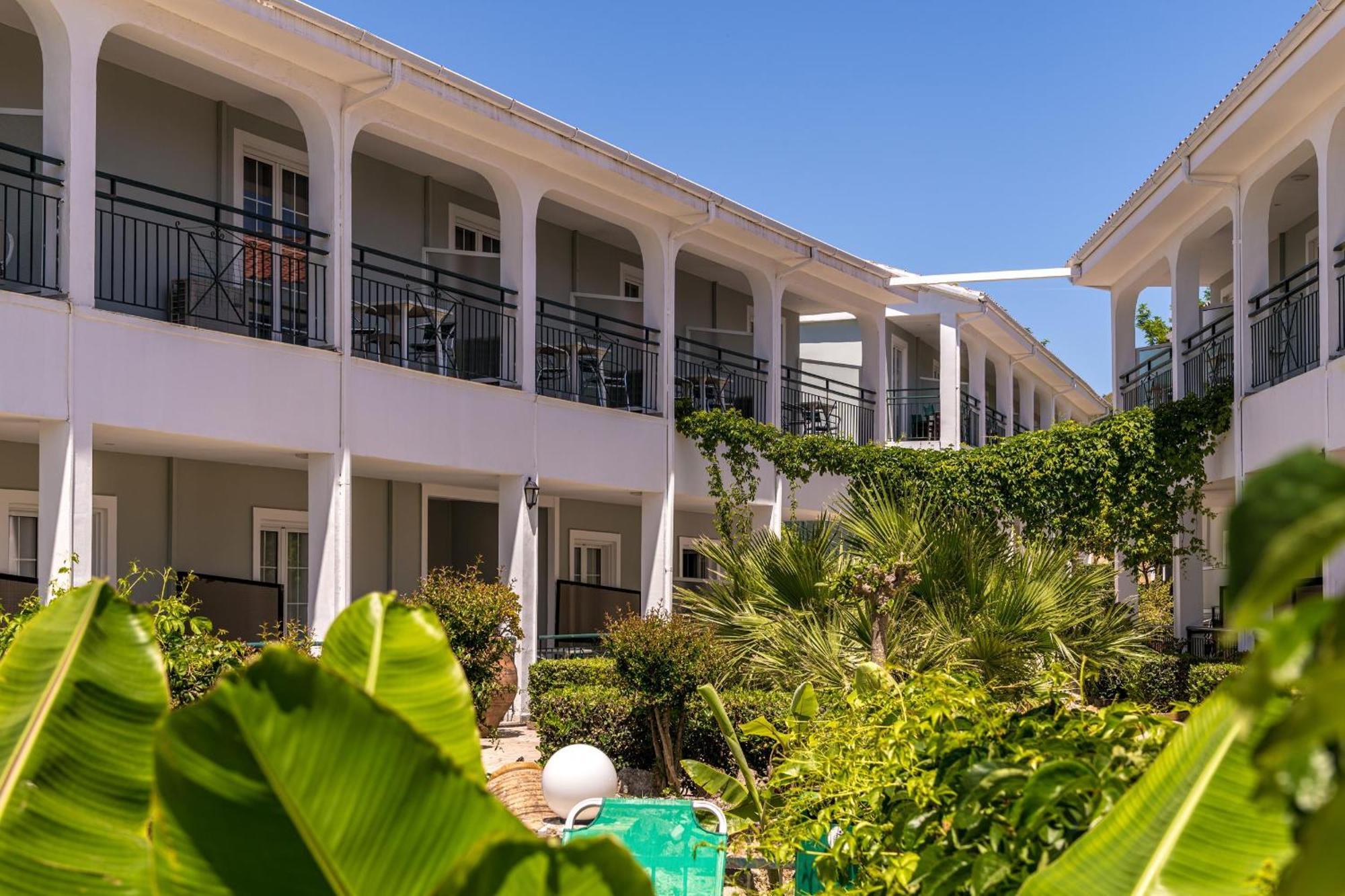 Sofia'S Hotel Kalamákion 외부 사진