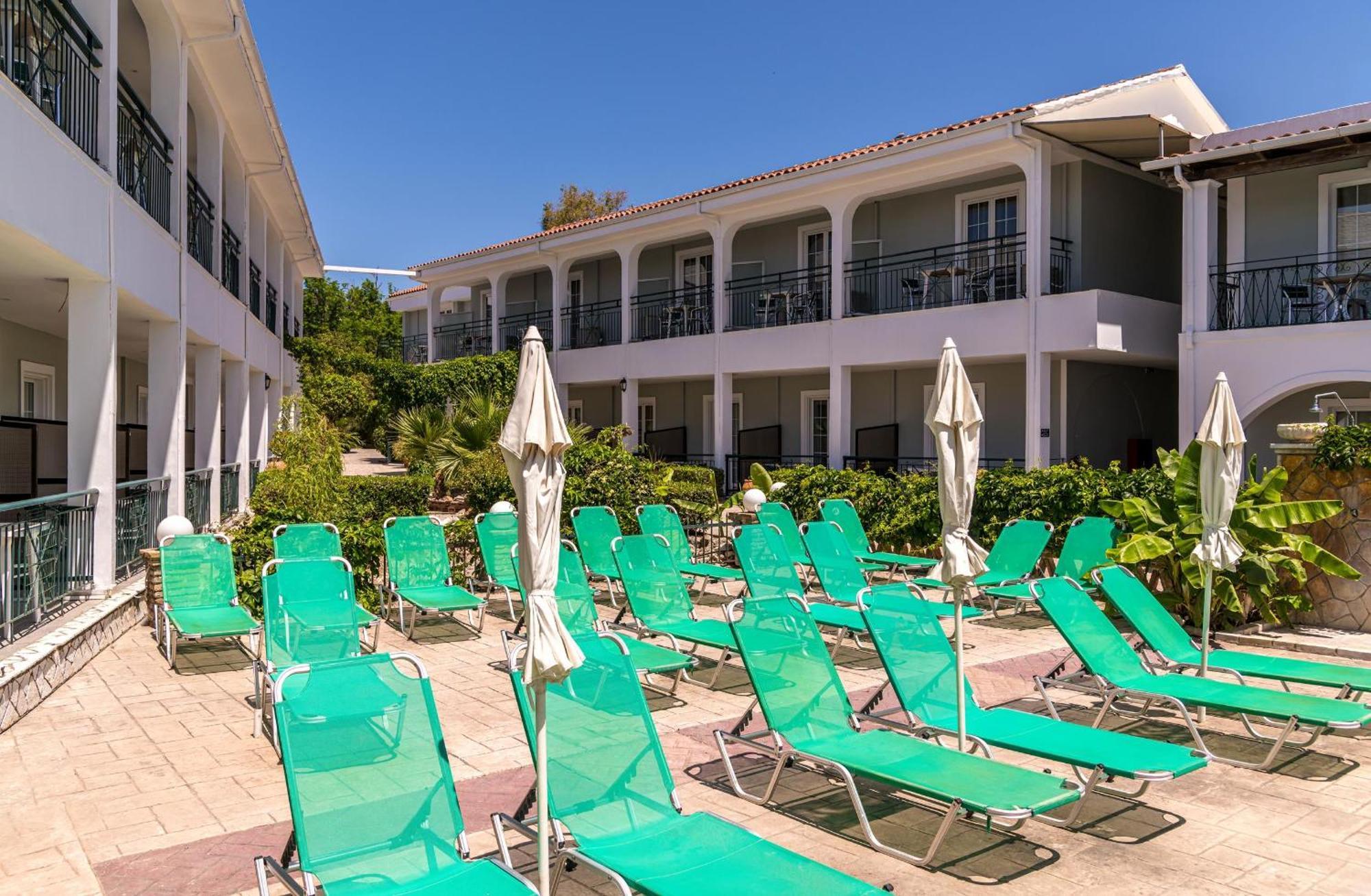 Sofia'S Hotel Kalamákion 외부 사진